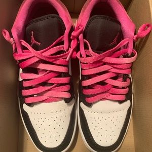 COPY - Air Jordan 1 Low SE  'Black/Active Fuchsia…